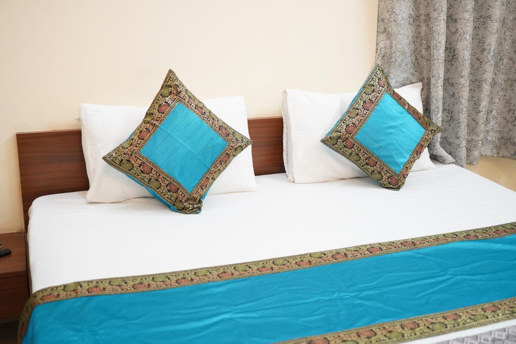 Kashi Paradise Stay Varanasi Exterior foto
